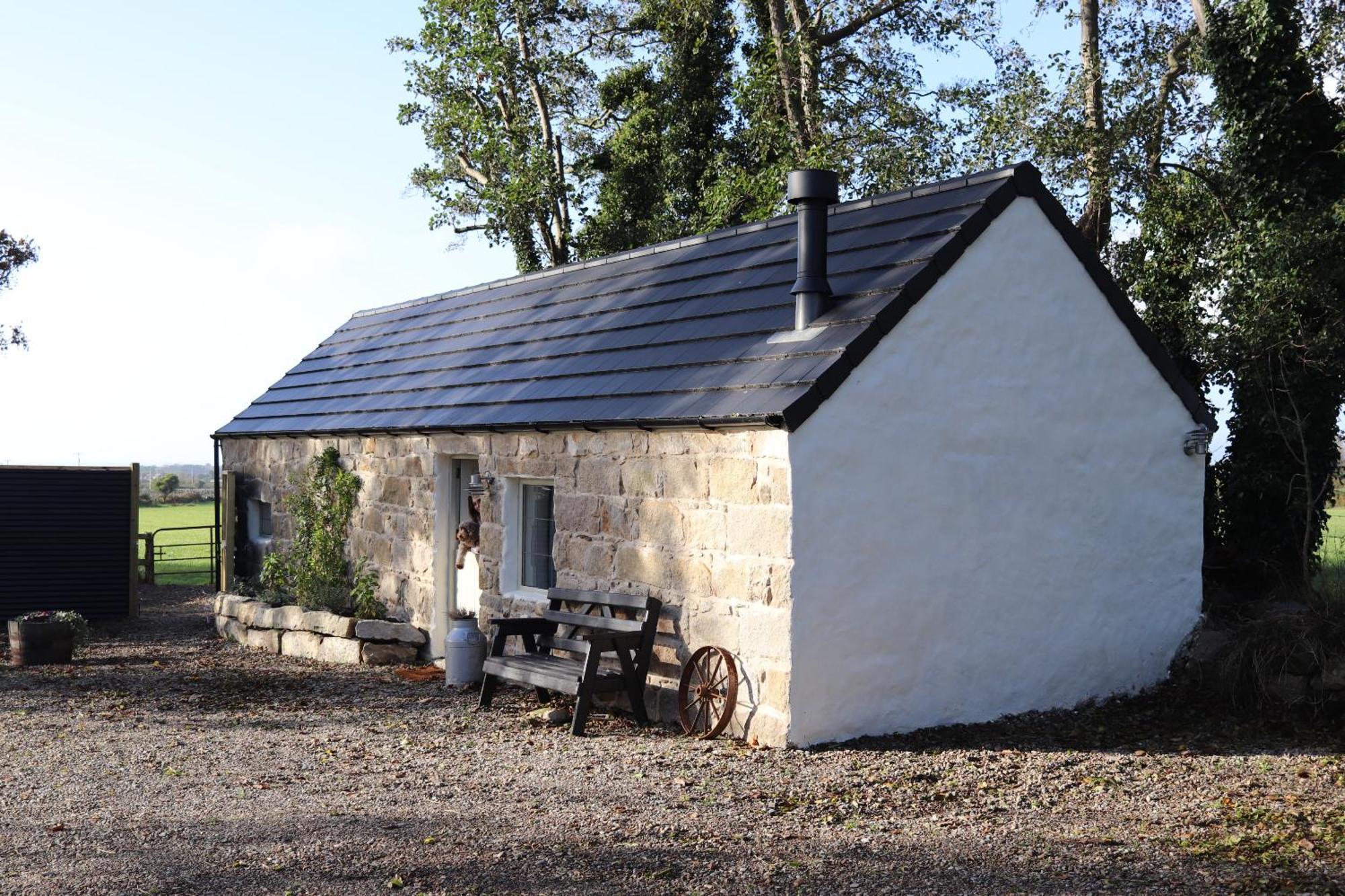 Cosy Couples Retreat At The Coop With Hot Tub Villa Kilkeel Exterior foto